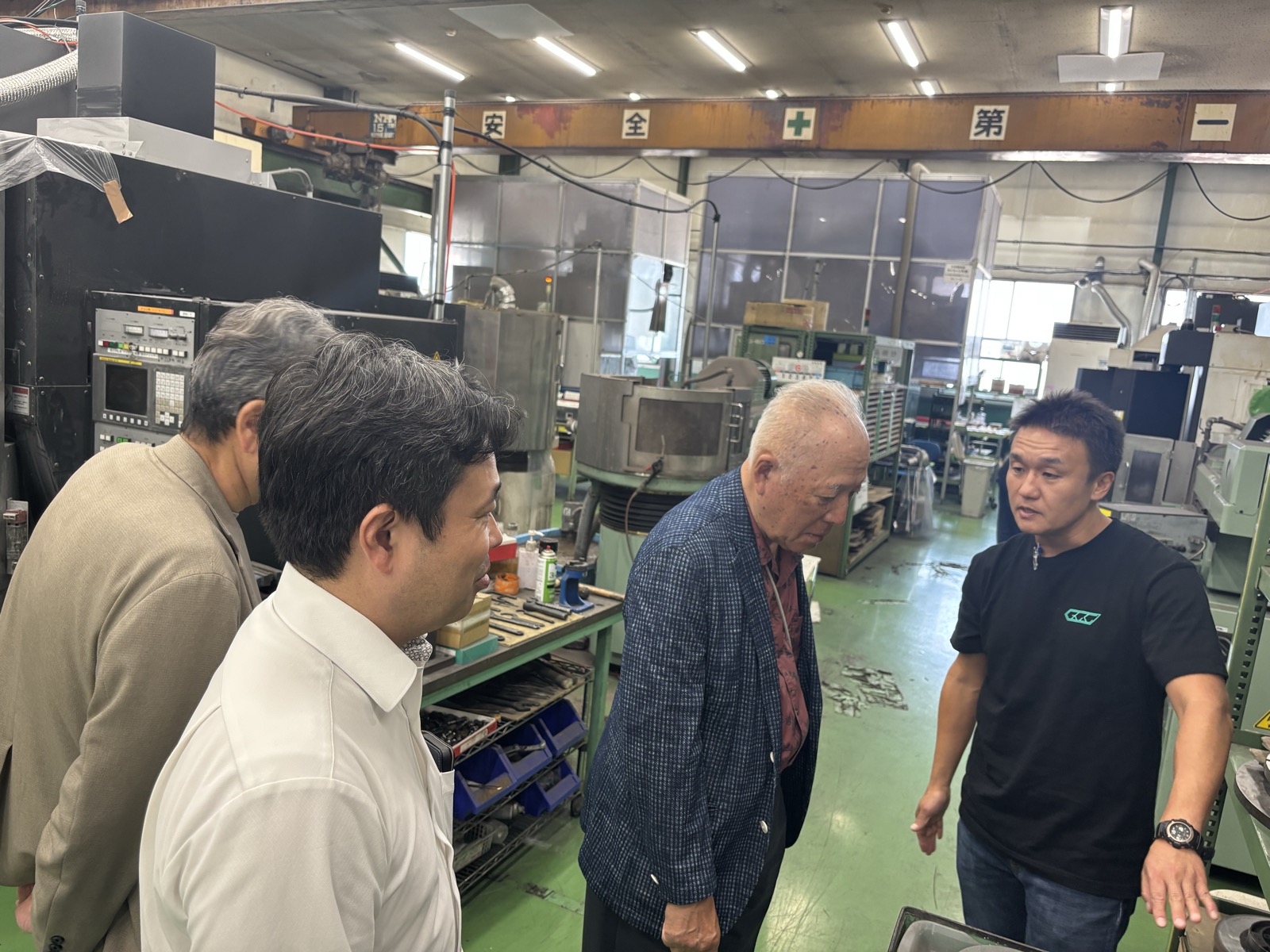 工場見学の様子